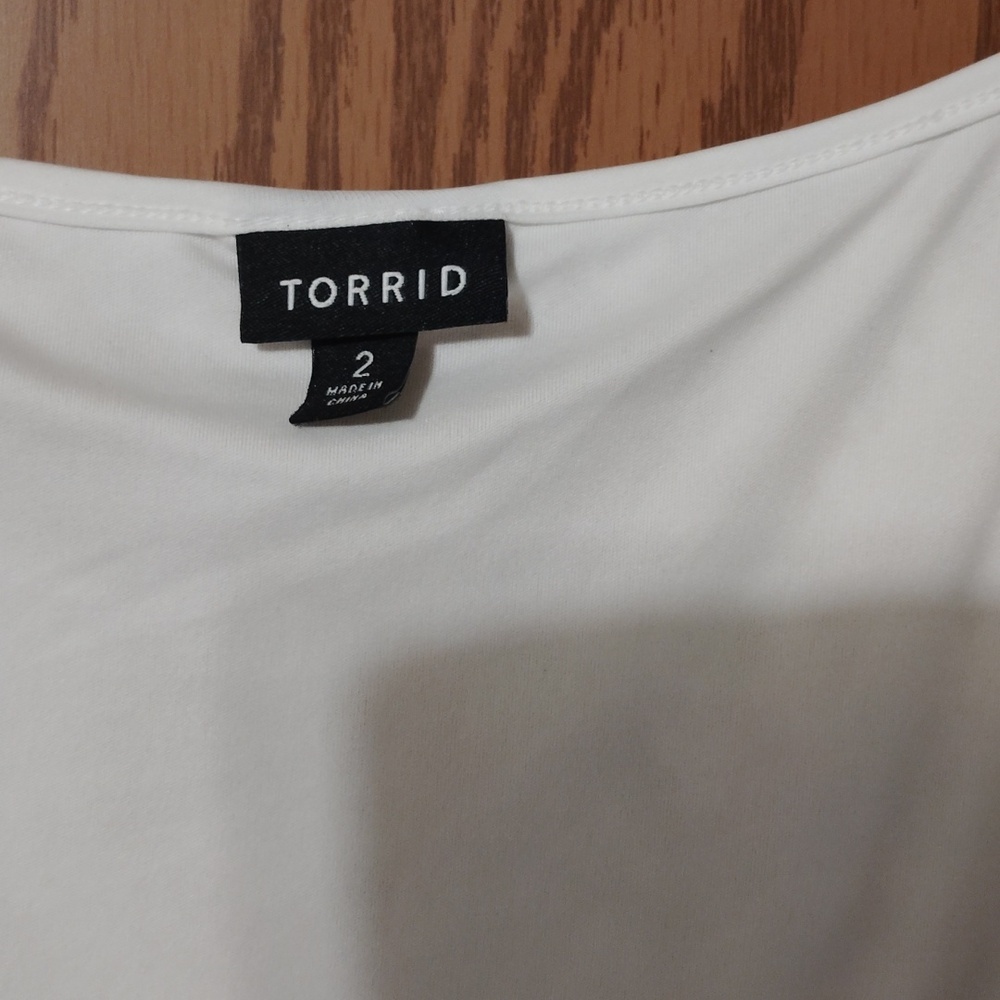 torrid 2 Ivory High-Low Lace Dress - Picture 2 of 6